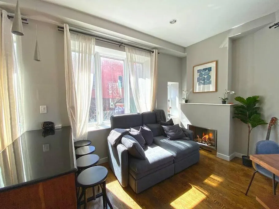 Lägenhet Gorgeous Three Bedroom West Village Townhouse New York